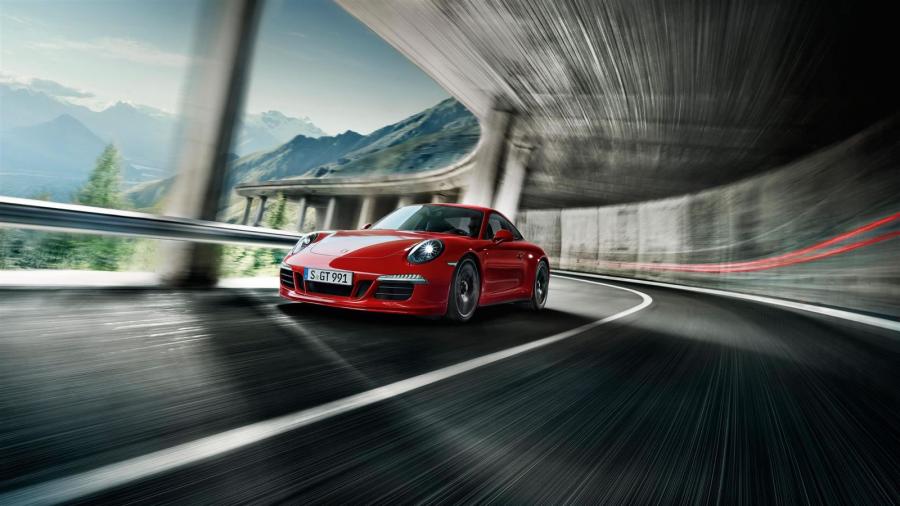  Porsche 911 Carrera 4 GTS Coupe 2014 года  (фото 4 из 21)